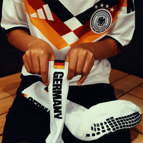 Deutschland Grip Socks – Flaggen-Design, Anti-Rutsch-Sohle